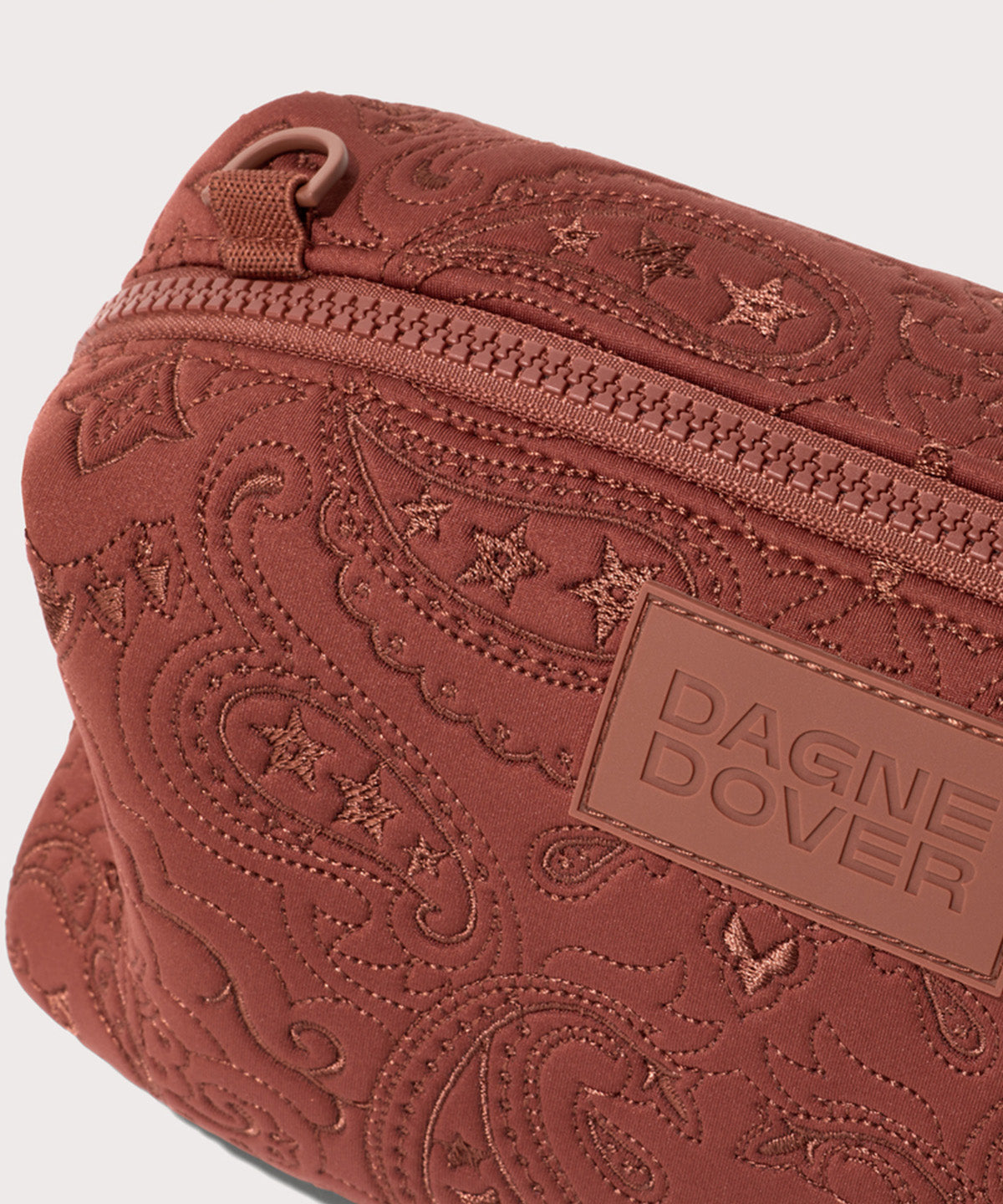 dagne-dover-hunter-toiletry-bag-large-in-sweet-tea-paisley image 5