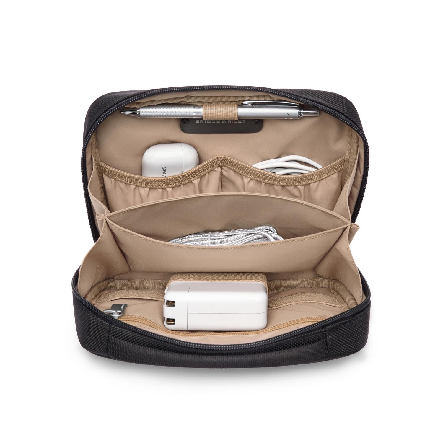briggs-riley-work-tech-kit-ballistic-nylon-organizer-for-chargers-and-cables image 6