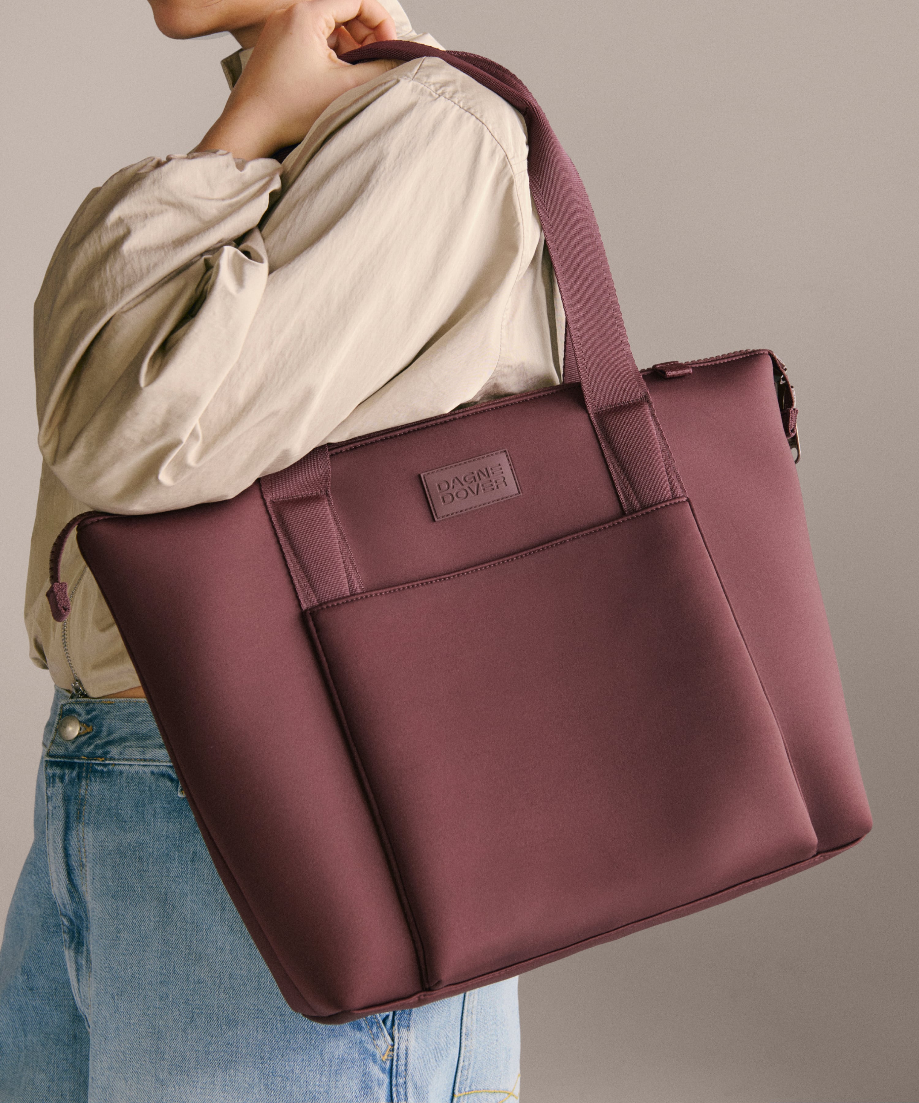 dagne-dover-noa-tote-in-ancho-red image 7
