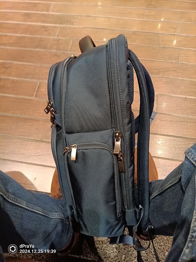 Good, but zipper placement could be better