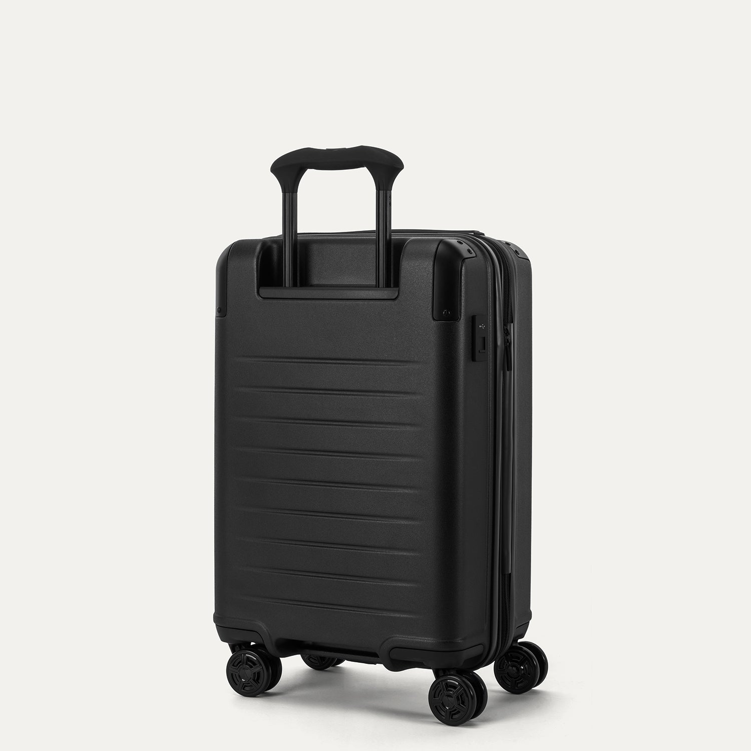 travelpro-platinum-elite-carry-on-medium-large-hardside-set image 3