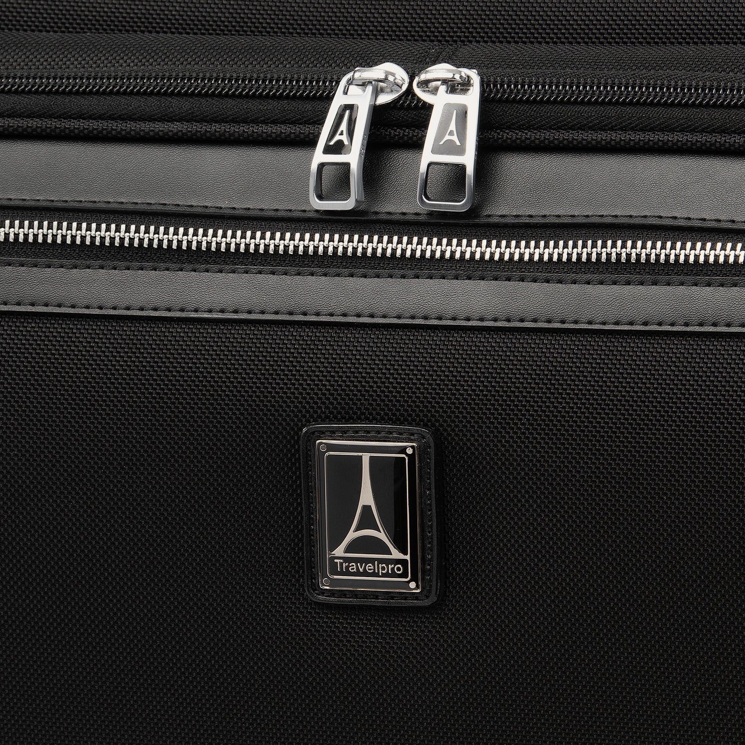 travelpro-platinum-elite-rolling-garment-bag image 6