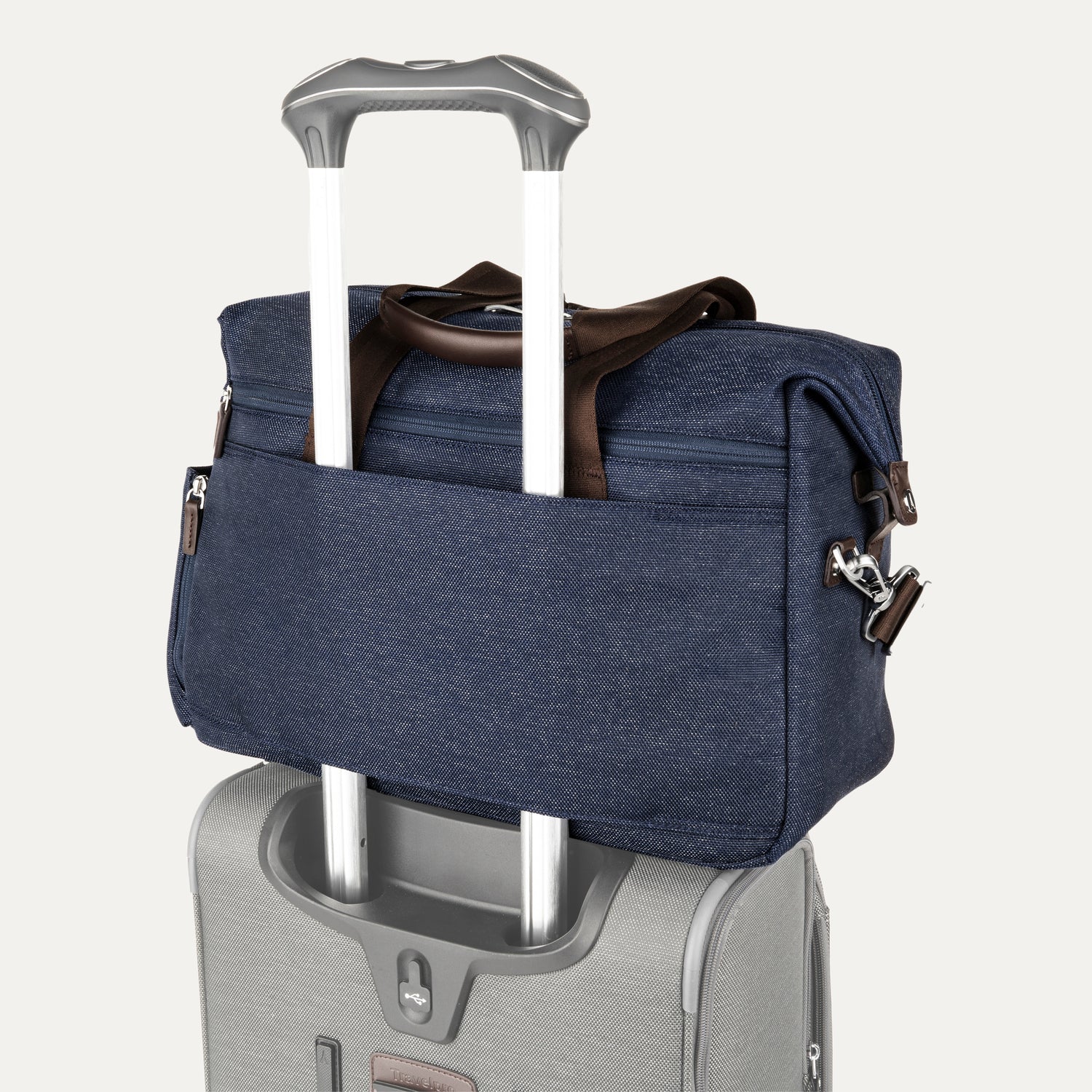 travelpro-platinum-elite-underseat-tote-padded-laptop-sleeve-quickslip-pocket-pe image 2