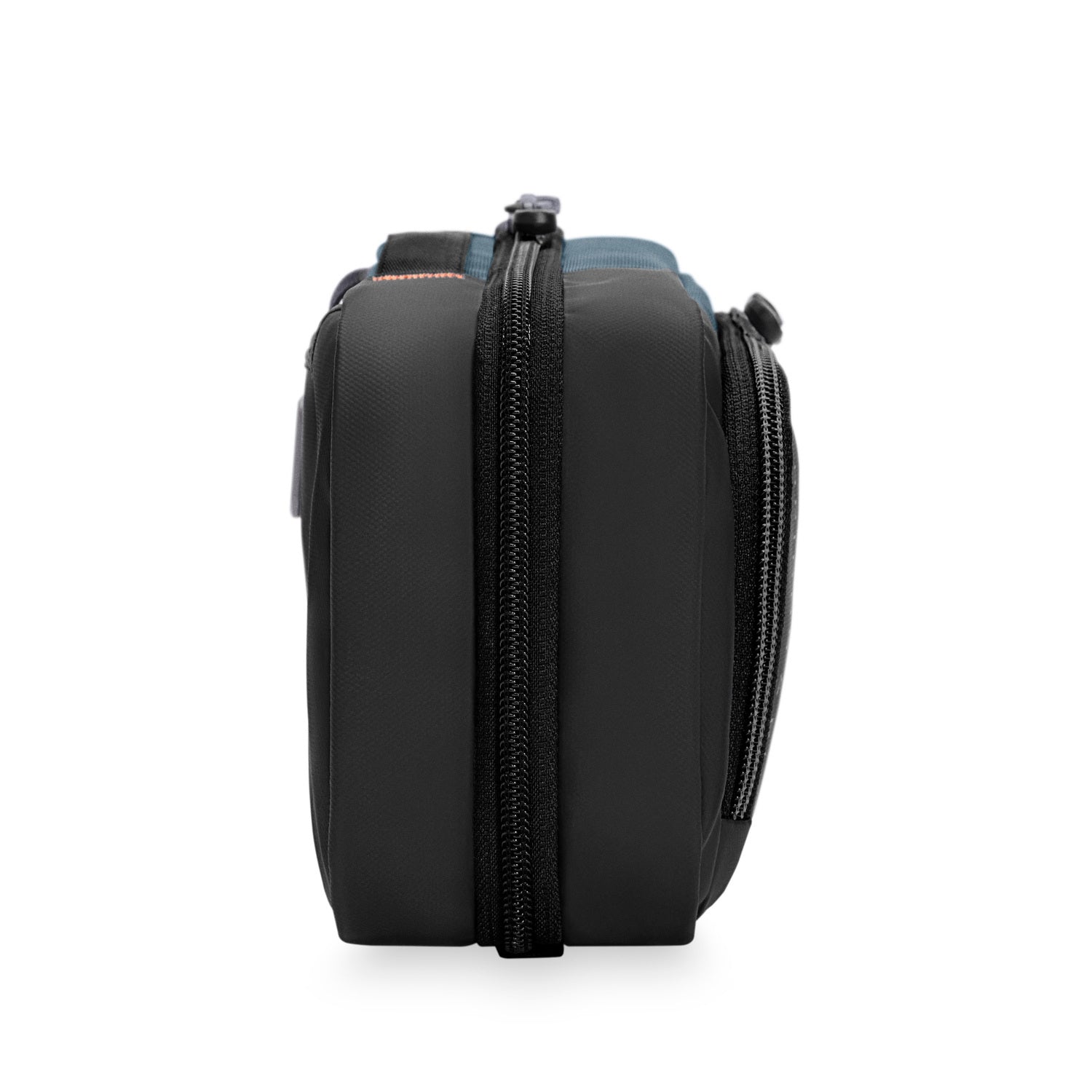 briggs-riley-zdx-hanging-toiletry-kit-compact-ballistic-nylon image 4