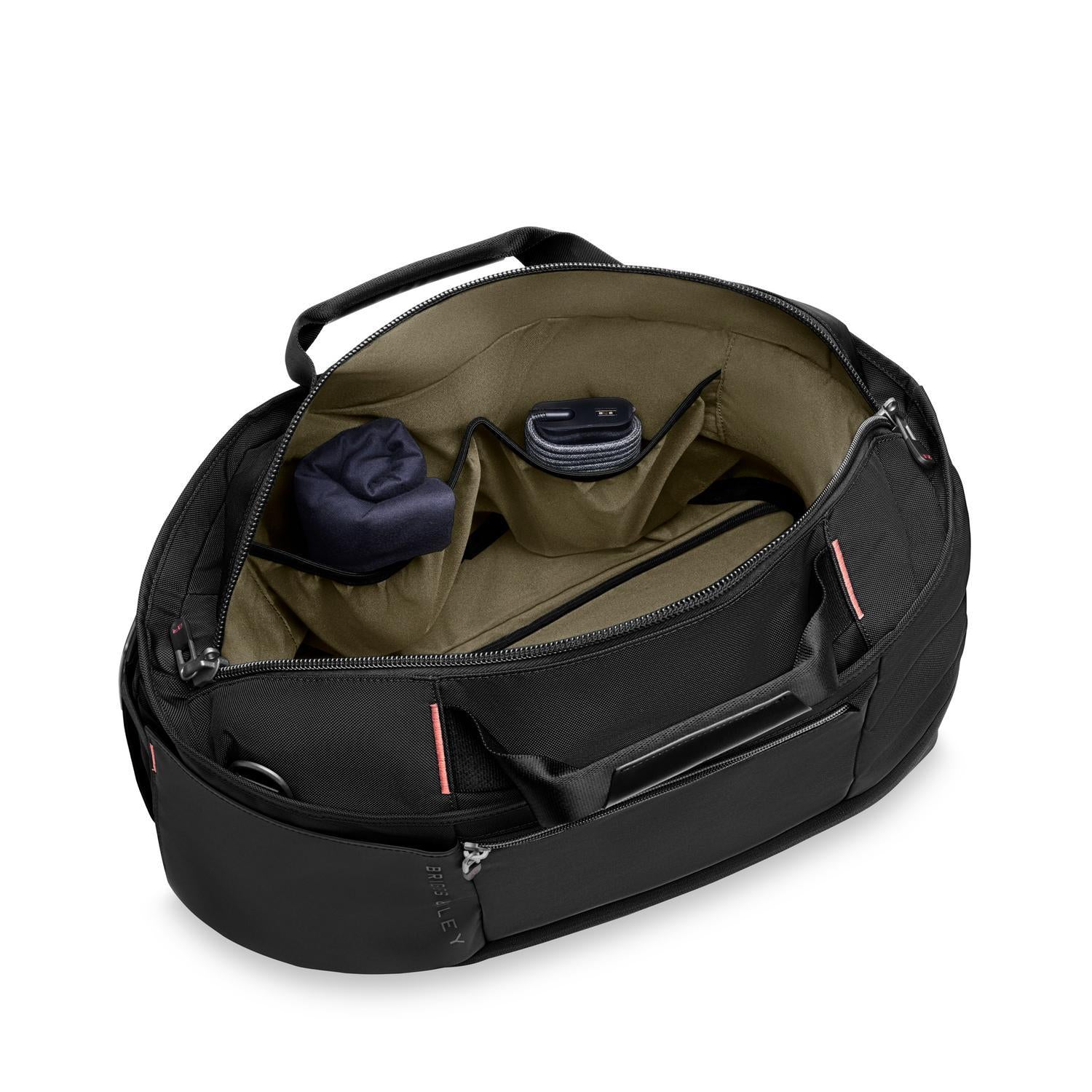 briggs-riley-zdx-expandable-overnighter image 2